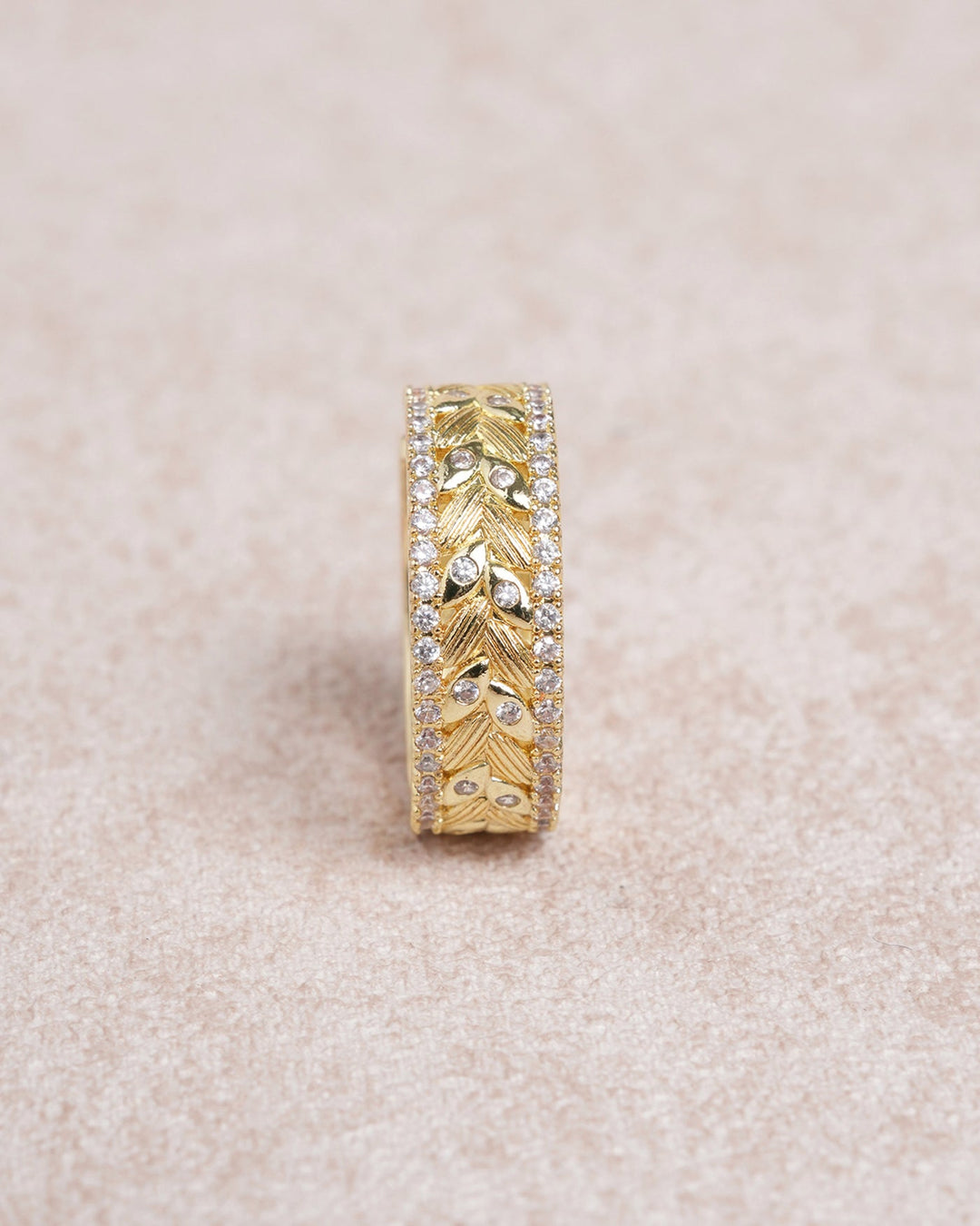 Glod Ear Ring